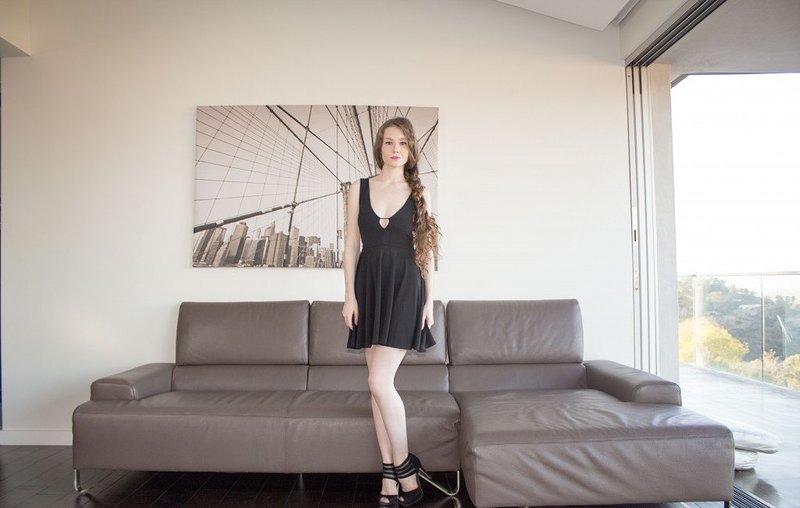 Хлоя, 24 года, 0 размер груди